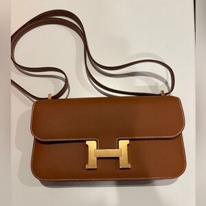 Hermes Constance Elan Gold 37 NIB Authentic 
Purchased in 2025